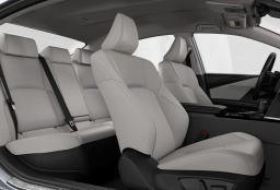 Toyota Camry XLE (Natl) 2026