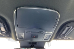 Toyota Camry SE (Natl) 2026