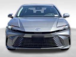 Toyota Camry XLE (Natl) 2026