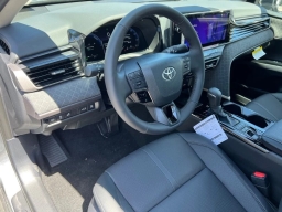 Toyota Camry XLE (Natl) 2026