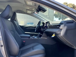 Toyota Camry XLE (Natl) 2026