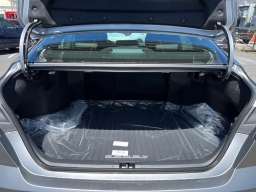 Toyota Camry XLE (Natl) 2026