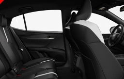 Toyota Camry SE (Natl) 2026