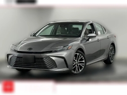 Toyota Camry XLE (Natl) 2026