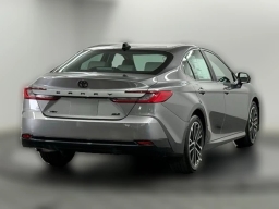 Toyota Camry XLE (Natl) 2026