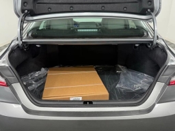 Toyota Camry XLE (Natl) 2026