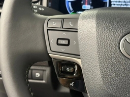 Toyota Camry XLE (Natl) 2026