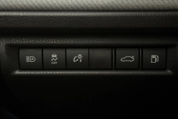 Toyota Camry SE (Natl) 2026