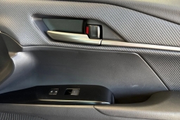 Toyota Camry Nightshade (Natl) 2026