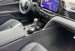 Toyota Camry Nightshade (Natl) 2026