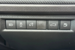 Toyota Camry Nightshade (Natl) 2026