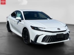 Toyota Camry SE (Natl) 2026