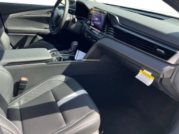 Toyota Camry SE (Natl) 2026