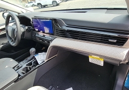 Toyota Camry XLE AWD (Natl) 2026