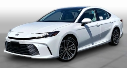 Toyota Camry XLE AWD (Natl) 2026