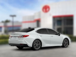 Toyota Camry XLE AWD (Natl) 2026