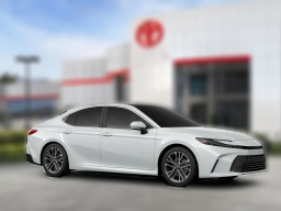 Toyota Camry XLE AWD (Natl) 2026