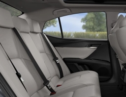 Toyota Camry XLE AWD (Natl) 2026