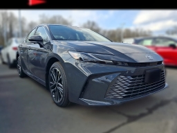 Toyota Camry XLE AWD (Natl) 2026