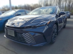 Toyota Camry XLE AWD (Natl) 2026