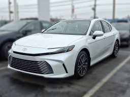 Toyota Camry XLE AWD (Natl) 2026
