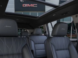Buick Enclave Avenir 4dr 2025