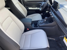 Honda CR-V LX 2WD 2026