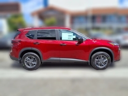 Nissan Rogue S FWD 2026