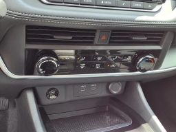 Nissan Rogue S FWD 2026