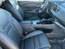 Nissan Rogue Dark Armor FWD 2026