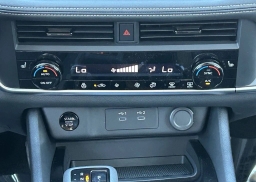 Nissan Rogue Dark Armor FWD 2026