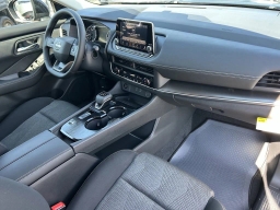 Nissan Rogue SV FWD 2026