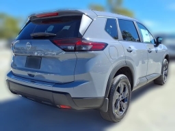 Nissan Rogue SV FWD 2026