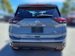 Nissan Rogue SV FWD 2026