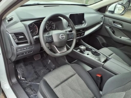 Nissan Rogue SV FWD 2026