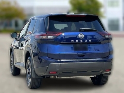 Nissan Rogue SV FWD 2026