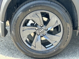 Nissan Rogue SV FWD 2026