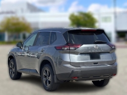Nissan Rogue SV FWD 2026