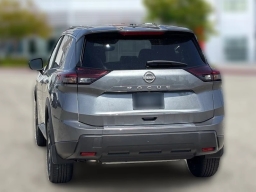 Nissan Rogue SV FWD 2026
