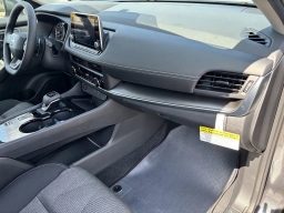 Nissan Rogue SV FWD 2026