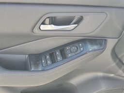 Nissan Rogue SV FWD 2026