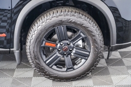 Nissan Rogue Rock Creek AWD 2025