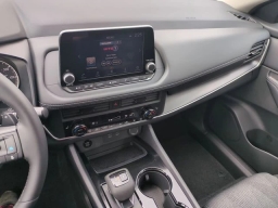 Nissan Rogue SV AWD 2026