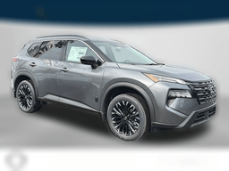 Nissan Rogue Dark Armor AWD 2026