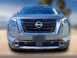 Nissan Pathfinder Platinum 2WD 2025