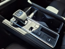 Nissan Pathfinder Platinum 2WD 2025