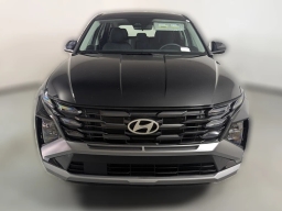 Hyundai Tucson SE FWD 2025