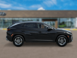 Hyundai Tucson SE FWD 2026