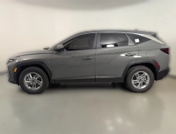 Hyundai Tucson SE FWD 2025