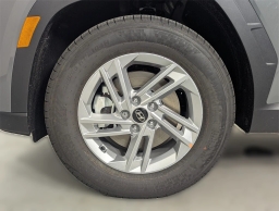 Hyundai Tucson SE FWD 2025